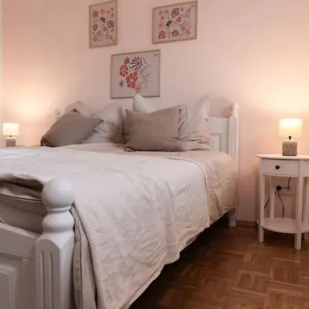 Ferienwohnung - 